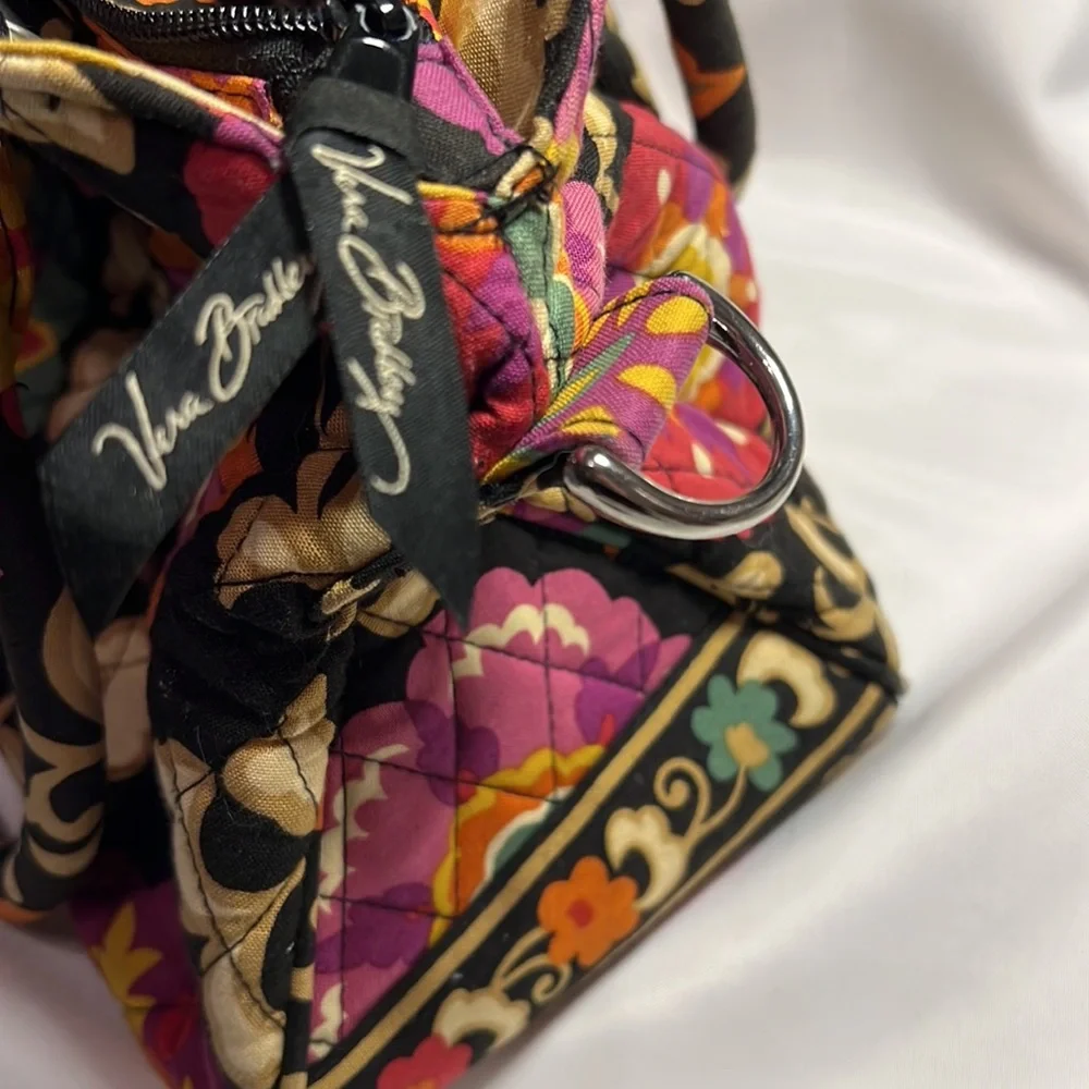 Vera Bradley floral hand bag Suzani print - Picture 4 of 4